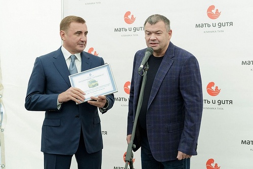 Мать и дитя Мать и дитя